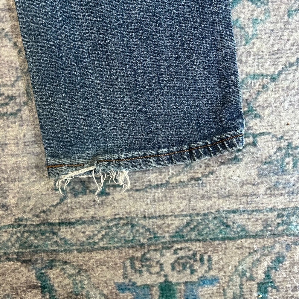 Levi's Women's Jeans - Picture 6 of 8